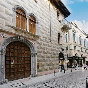 palazzo-confalonieri-da-lisca.hotelinveneto.com/